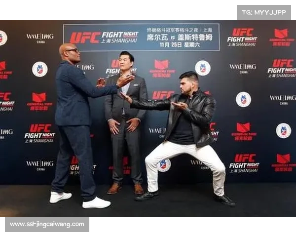 古丽萨依依美式肩锁降服于洋 助力女子综合格斗积分赛夺冠 古丽萨依依美式肩锁降服于洋 助力女子综合格斗积分赛夺冠