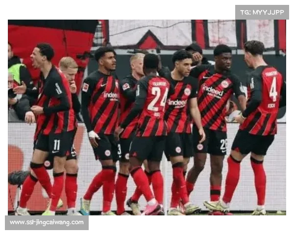 法兰克福欧冠首两战一喜一悲从狂胜到惨败演绎足球命运过山车 法兰克福欧冠首两战一喜一悲从狂胜到惨败演绎足球命运过山车